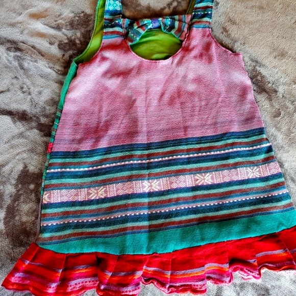 Toddler linen dress with crochet detail - Picture 2 of 2